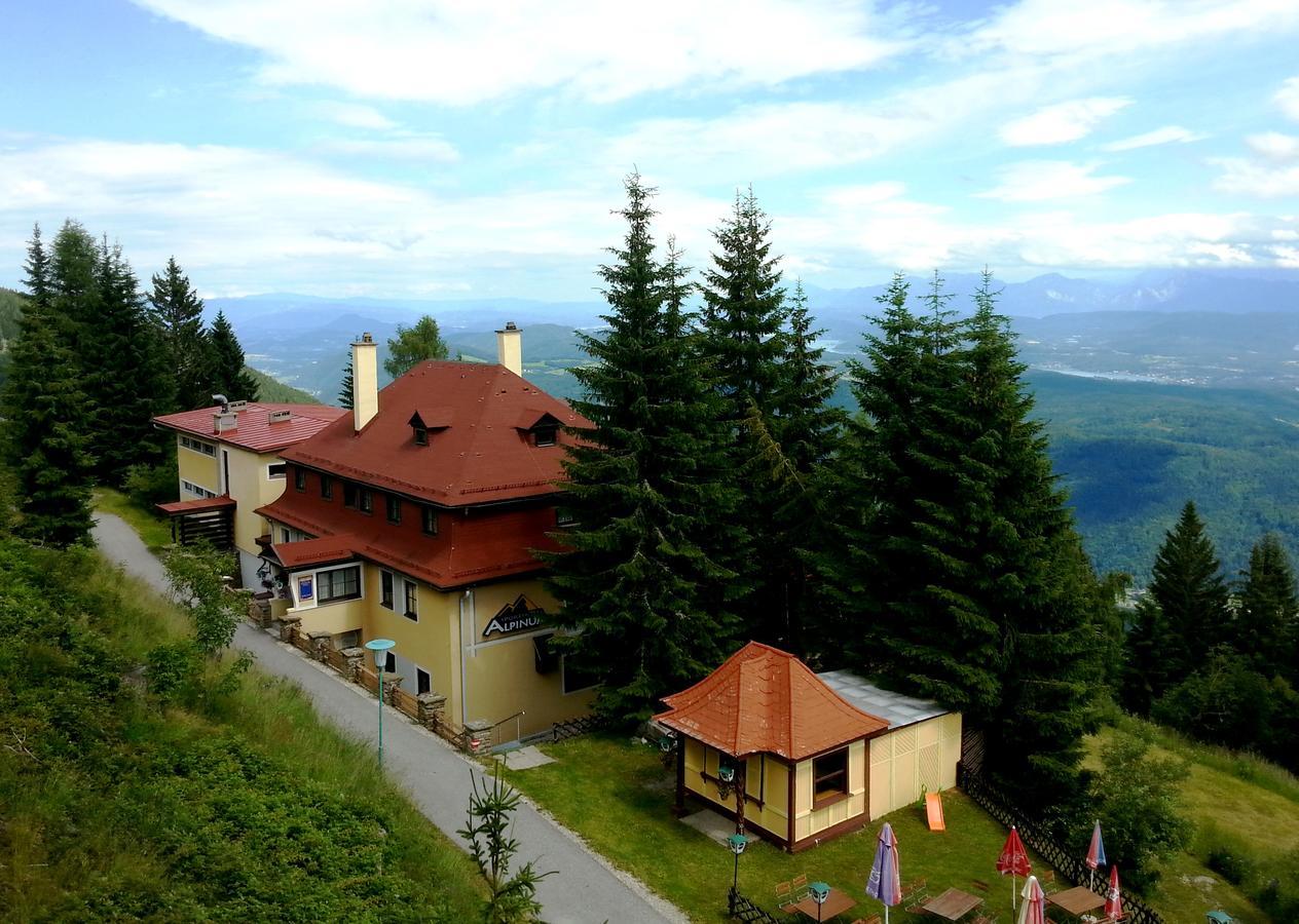 Hotel Alpinum Treffen Luaran gambar
